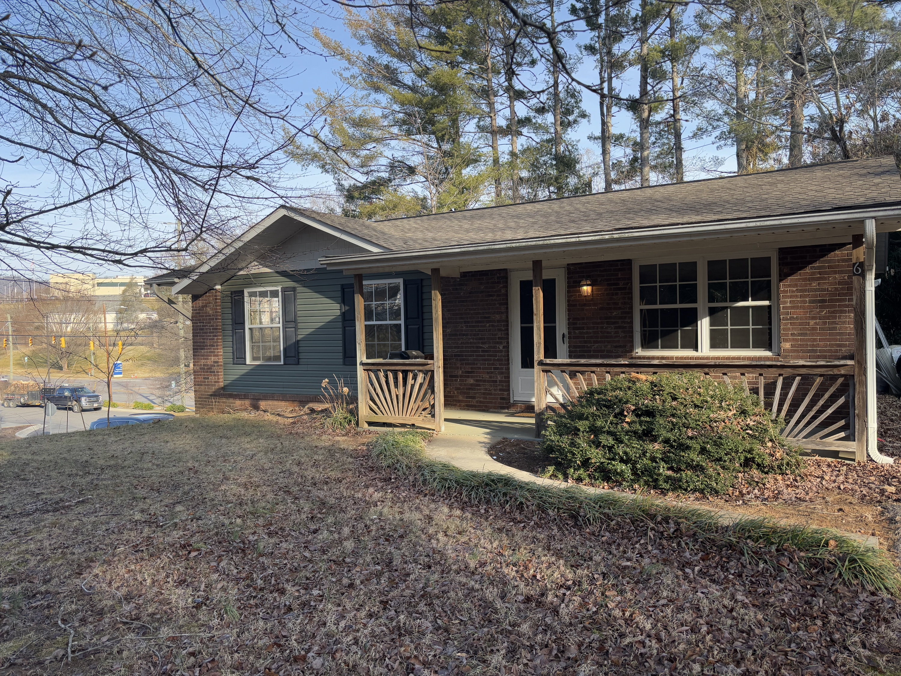 6 Pleasant Ridge Drive